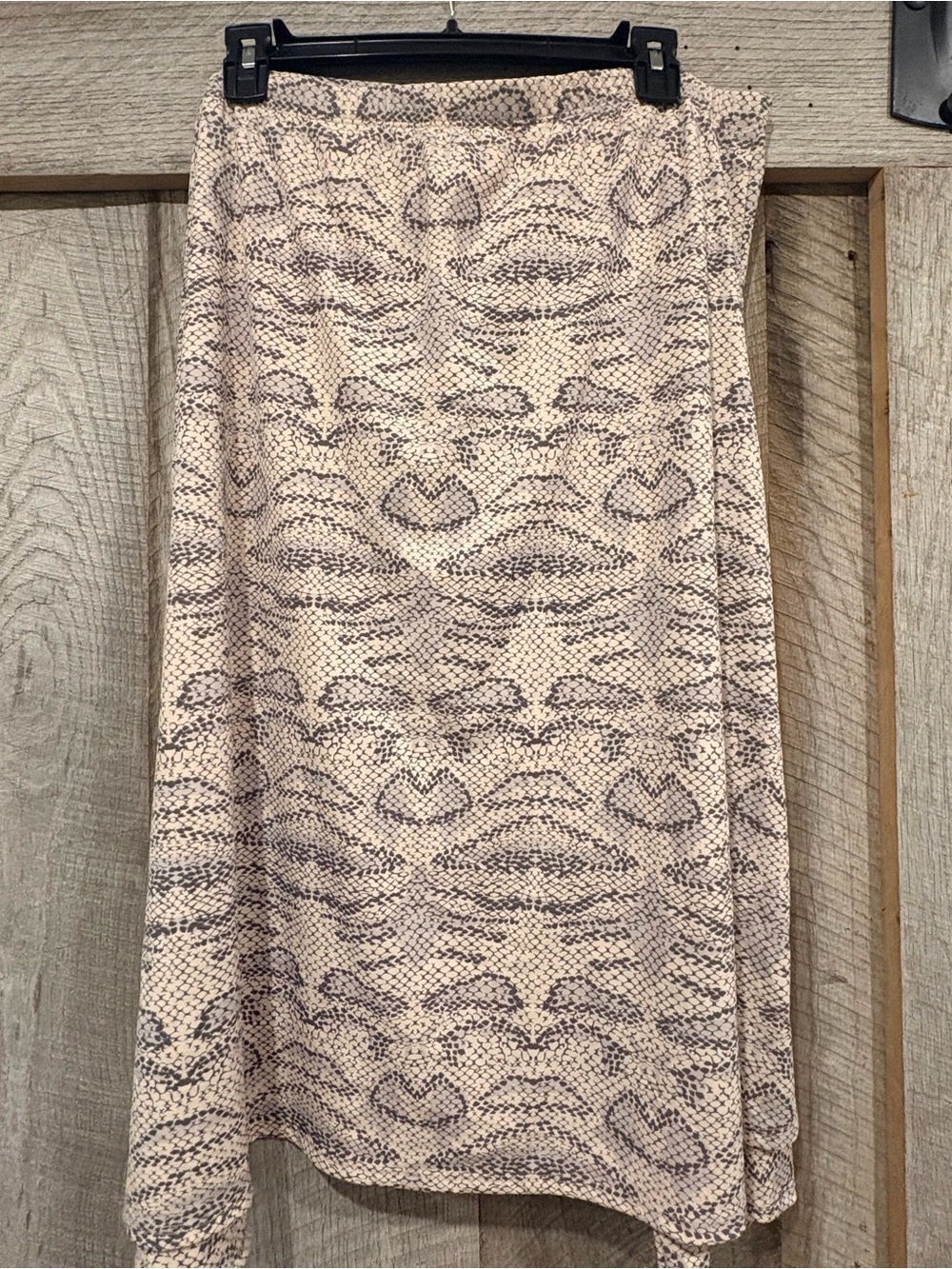 Neutral Snake-Print Midi Skirt in Cream and Gray